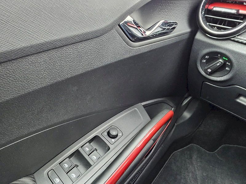 Škoda Fabia (2025) Monte Carlo TSI 85/1.0 A7F - fotka 11 z 28