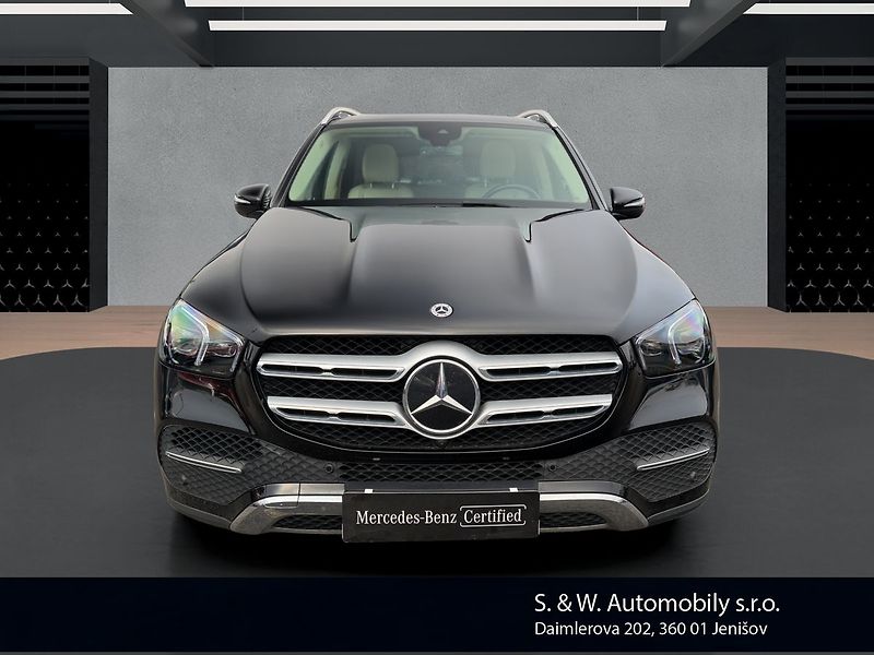 Mercedes-Benz GLE 400d 4MATIC - fotka 2 z 29