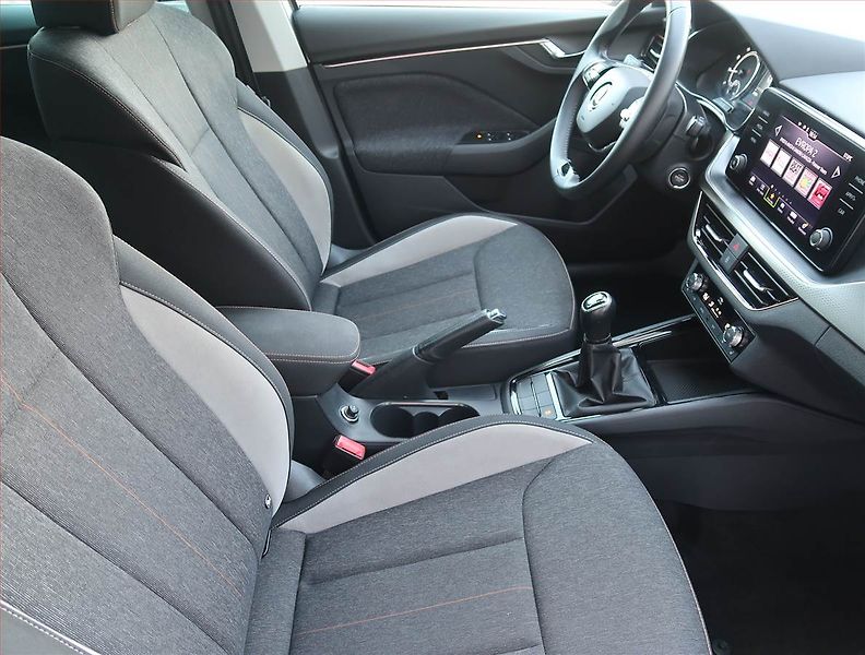 Škoda Scala (2022) 1.0 TSI, Serv.kniha, Tempomat - fotka 9 z 13