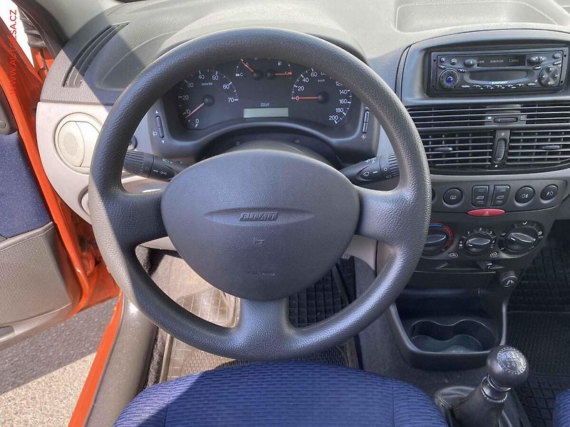 Fiat Punto (2000) 1.2i, ČR, STK7/28 - fotka 11 z 14