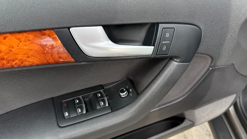 Audi A3 (2011) 1.4TFSi 92kW REZERVOVANO - fotka 11 z 25