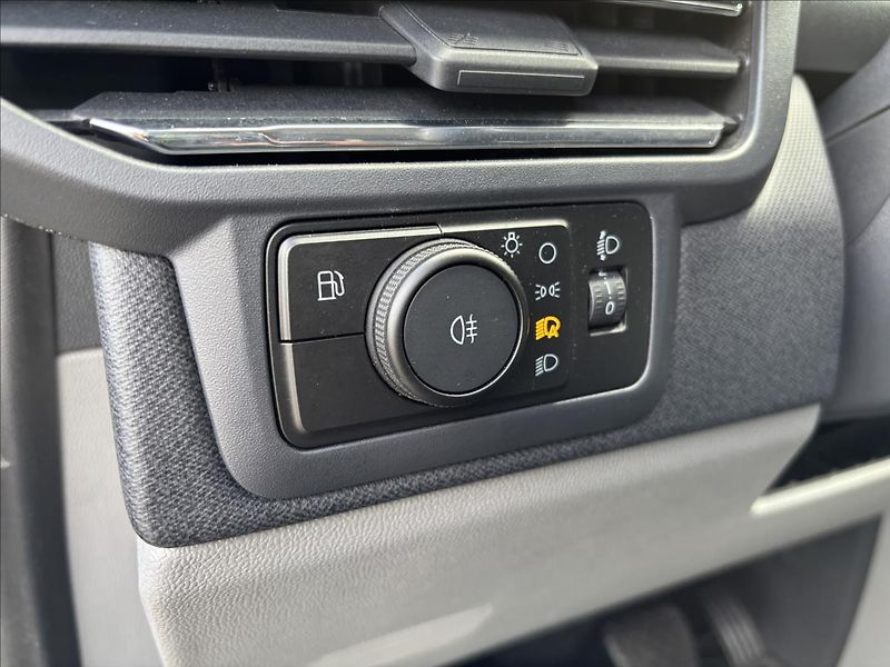 Ford Tourneo Custom 2,5 PHEV 171kW Titanium X L2 - fotka 35 z 56