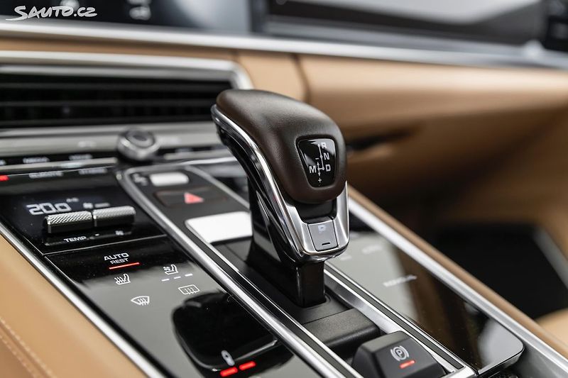 Porsche Panamera Turbo S E-Hybrid*CZ*záruka - fotka 39 z 41