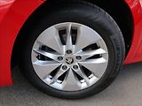 Škoda Octavia 2,0 TDi,1majČR,Serv.kn.,DPH - náhled 22