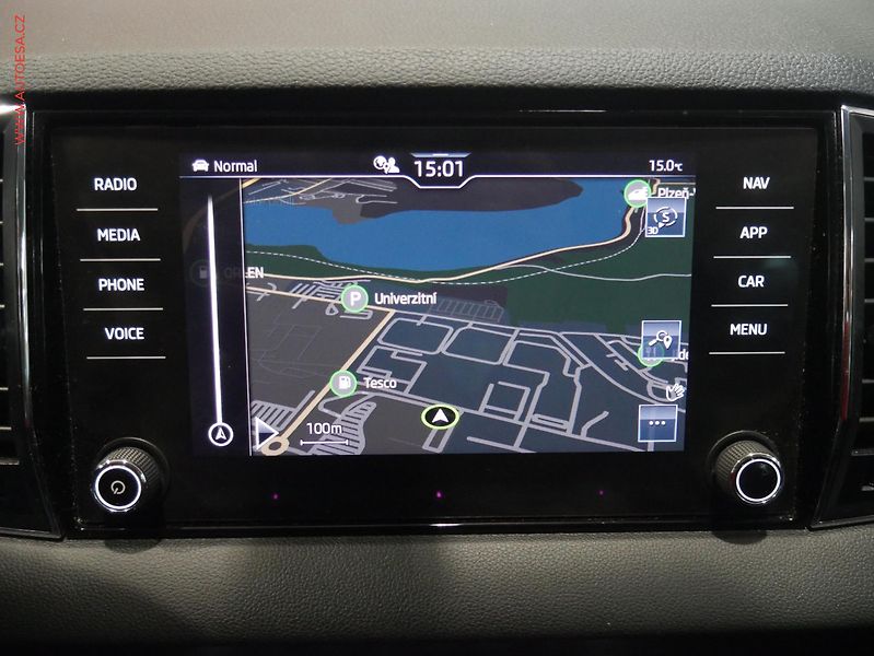 Škoda Karoq (2022) 1.5 TSi, 2.maj,ČR, Style, AT - fotka 16 z 21