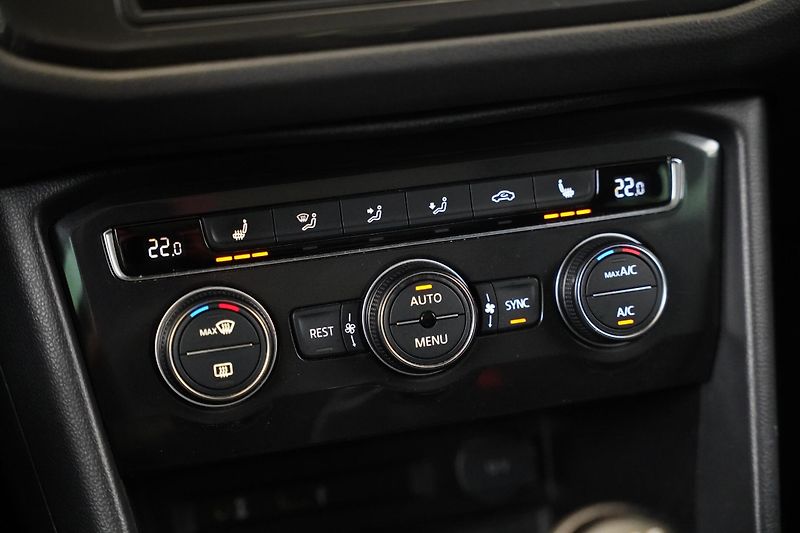 Volkswagen Tiguan - fotka 23 z 29