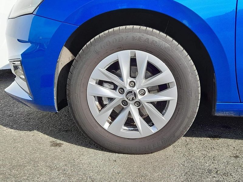 Škoda Fabia Ambition Plus Konektivita 1.0 - fotka 10 z 20