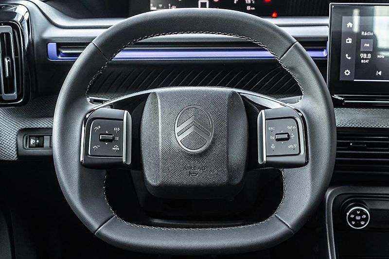 Citroën C3 (2026) 1,2 PLUS Turbo 100k Manual - fotka 14 z 19