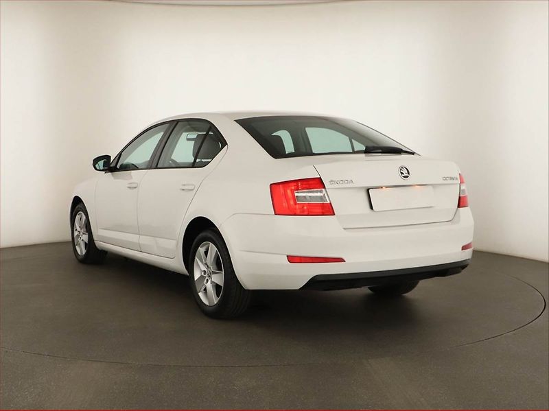 Škoda Octavia (2016) 1.6 TDI, Tempomat - fotka 4 z 13