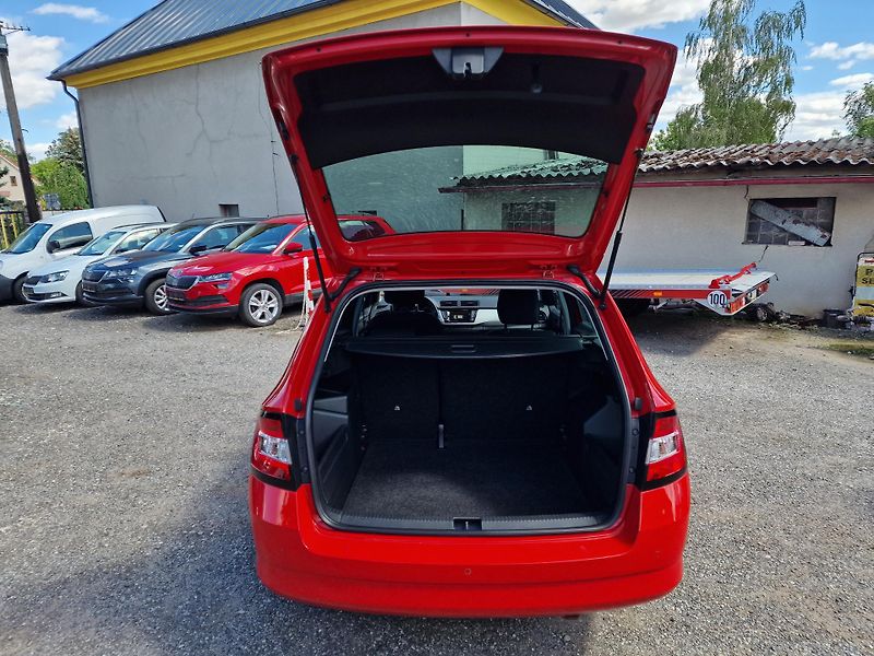 Škoda Fabia 1,0TSI DRIVE VÝHŘEV TAŽNÉ  - fotka 9 z 22