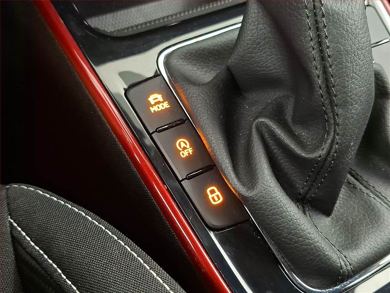 Škoda Fabia (2025) 1.0 TSI, MONTE CARLO, AUTOMAT - fotka 19 z 23