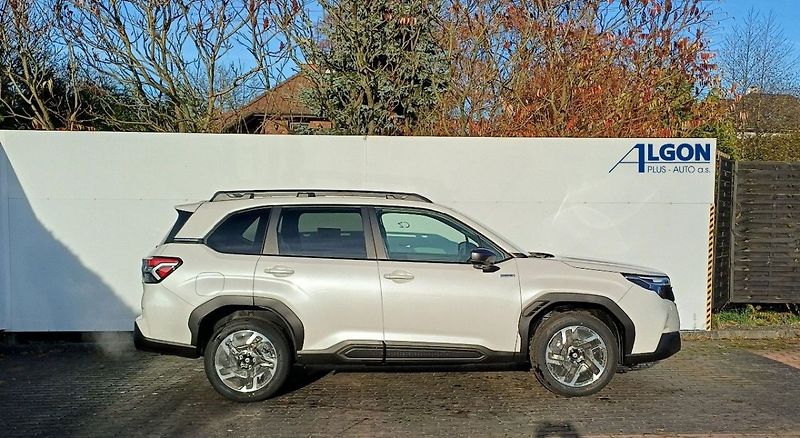 Subaru Forester COMFORT FB20 100 kW CVT - fotka 3 z 23