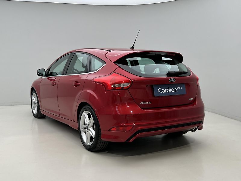 Ford Focus 1.5 ECOBOOST MAN 1. maj. - fotka 10 z 36