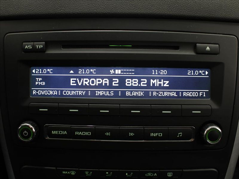 Škoda Yeti 2,0 TDi 81kW MT STK 2028 - fotka 18 z 21