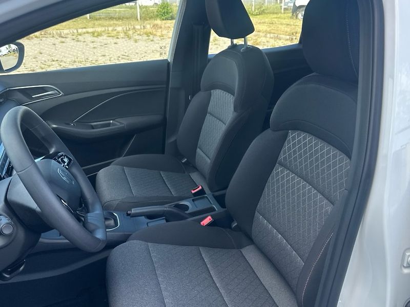 MG MG3 (2025) 1.5 DVVT Excite - fotka 10 z 19
