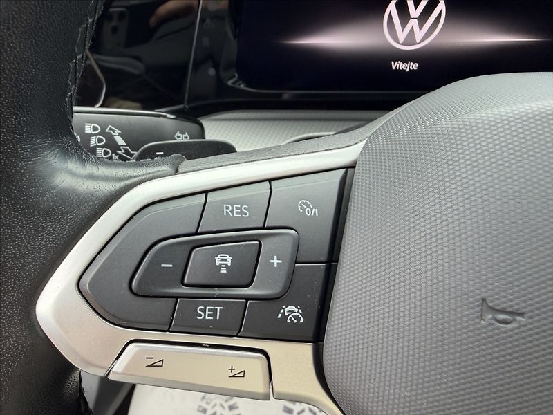 Volkswagen Golf VIII 2.0 TDI Alltrack 4Motion/ - fotka 20 z 29
