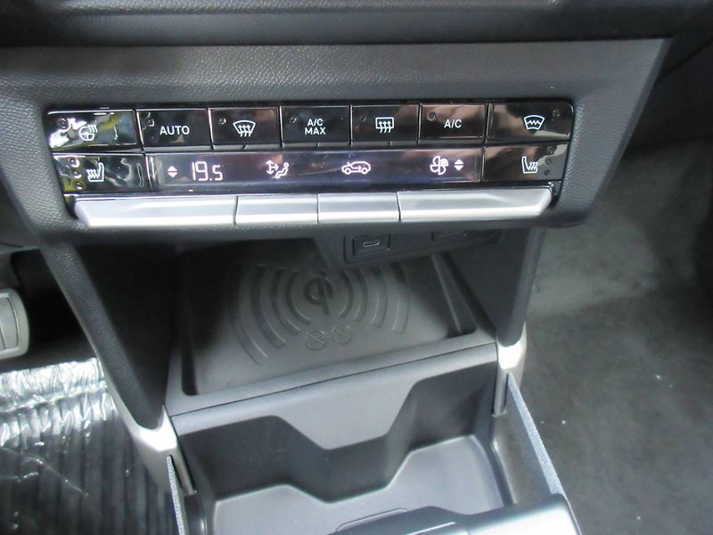 Opel Frontera GS Hybrid 1.2 TURBO (107kW/145 - fotka 18 z 23
