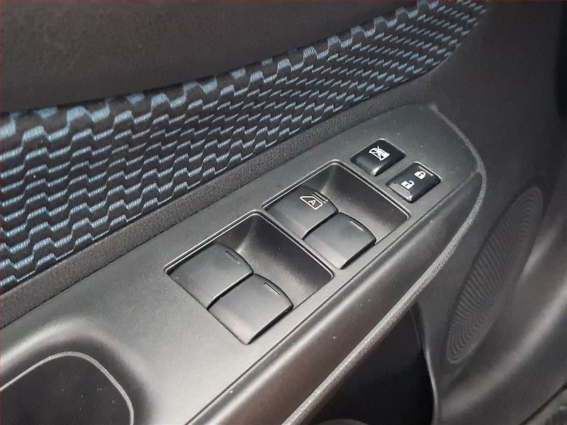 Nissan Note (2016) 1.2, Navi, Tempomat - fotka 19 z 19