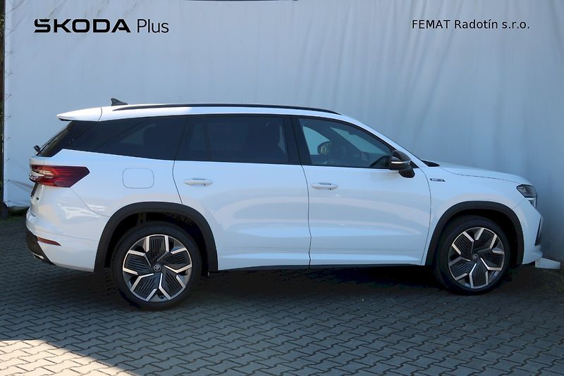 Škoda Kodiaq (2025) SportLine 2,0 TSi/150 kW 4X4 - fotka 25 z 32