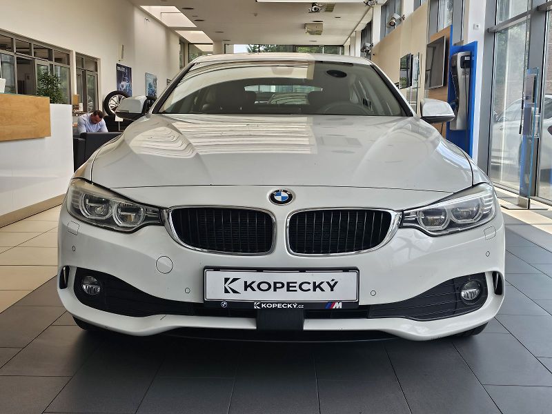 BMW Řada 4 420d xDrive - fotka 2 z 22