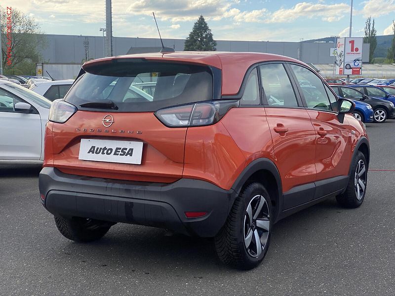 Opel Crossland (2021) 1.2T, 1.maj,ČR, LED, park - fotka 4 z 15