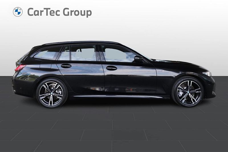 BMW Řada 3 330i xDrive Touring - fotka 4 z 21
