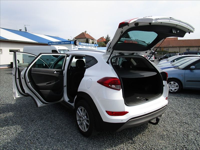 Hyundai Tucson 1.6T-GDi, aut. klima, 1. maj. - fotka 32 z 40