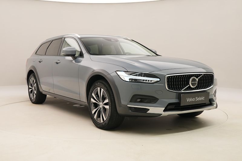 Volvo V90 CC B4 AWD MOMENTUM AUT - fotka 15 z 52