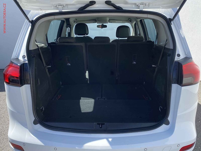 Opel Zafira (2016) 1.6 CDTi, ČR, AC, park.asist - fotka 7 z 17