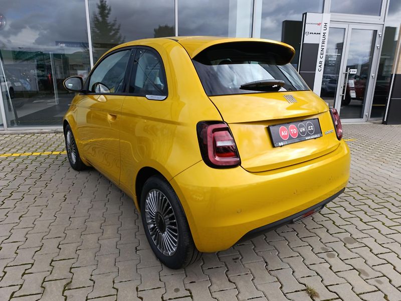 Fiat 500 (2026) 1,0 FireFly BSG  Torino - fotka 4 z 16