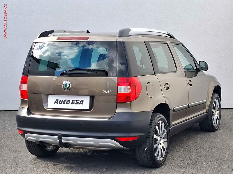 Škoda Yeti (2012) 1.4TSI, Panorama, AC - fotka 4 z 15