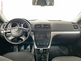 Škoda Yeti (2011) 1.2 TSi, Ambition, panor - náhled 8