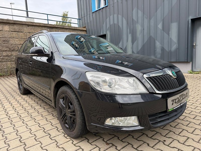 Škoda Octavia 1,6 TDI Ambiente Combi  - fotka 6 z 21