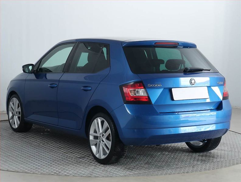 Škoda Fabia (2014) Style 1.2 TSI, Serv.kniha - fotka 4 z 18