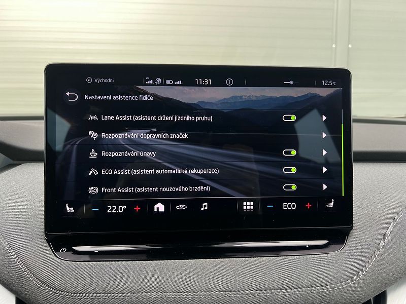 Škoda Enyaq iV 60 132 kW-TAŽNÉ-P.KAMERA - fotka 38 z 49