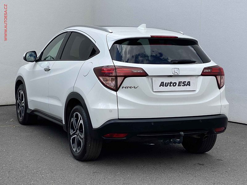 Honda HR-V (2016) 1.5i-VTEC, Executive, AT - fotka 6 z 17
