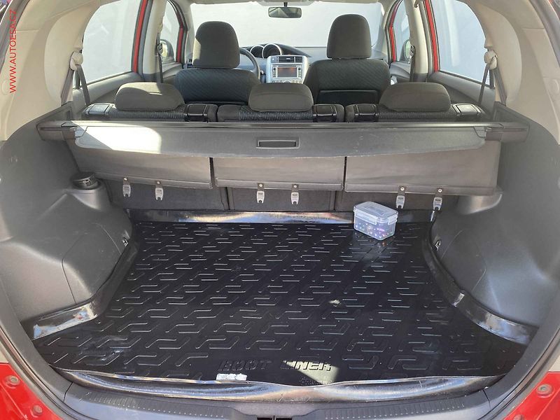 Toyota Verso (2013) 2.0 D-4D, ČR, STK6/28 - fotka 7 z 17