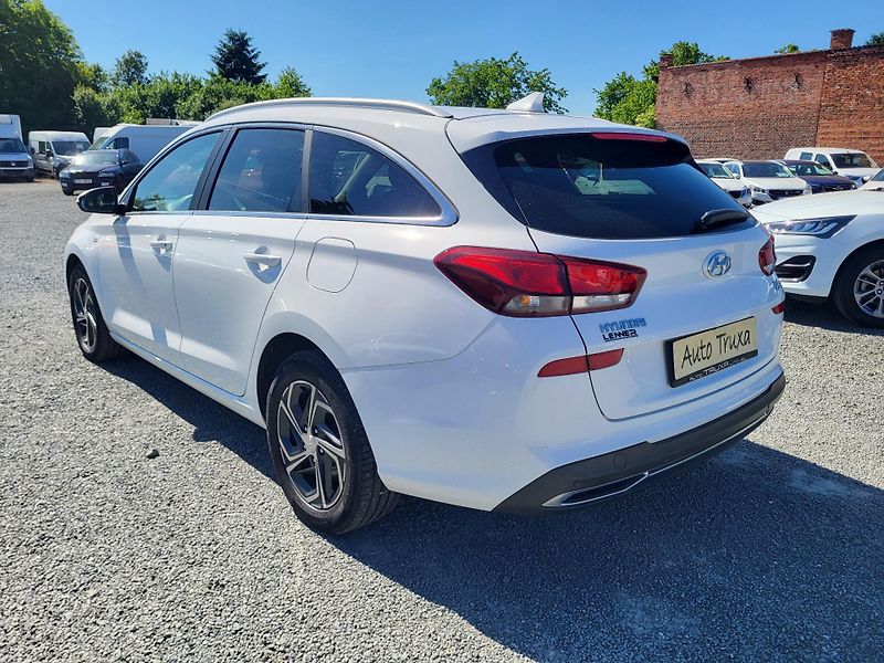 Hyundai i30 1.5 T-GDI 118kW SMART SW *ČR - fotka 3 z 48