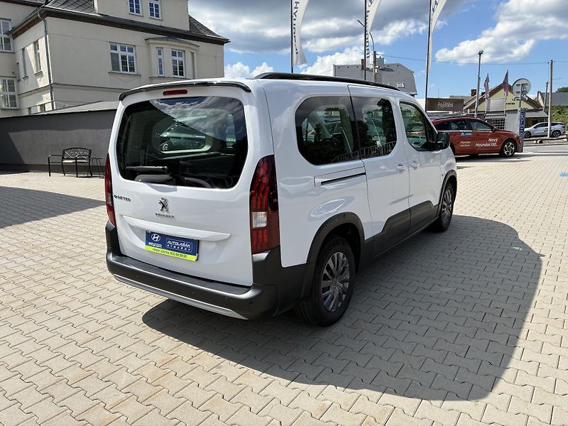 Peugeot Rifter EV,e-GT 50 kWh-100KW, 22 000KM - fotka 3 z 21