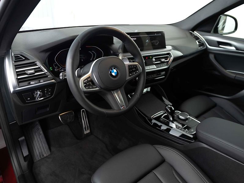 BMW X4 xDrive20d - fotka 11 z 22