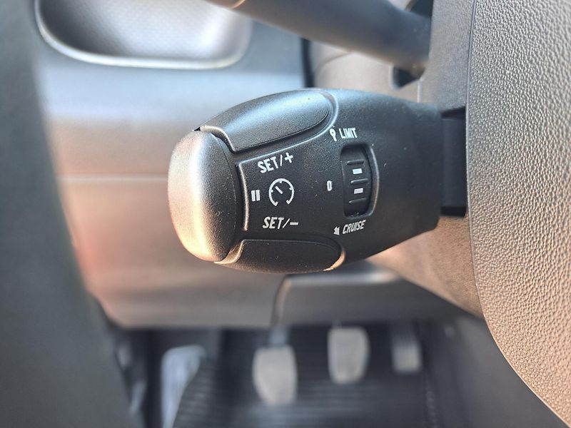 Citroën C3 Picasso (2011) 1.4 SERVISOVÁNO PĚKNÝ STAV - fotka 24 z 29