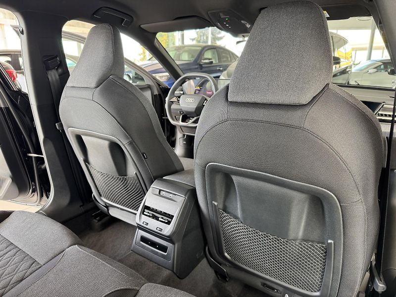 Audi A5 TFSI 150kW*S-LINE*REZERVACE! - fotka 16 z 37
