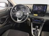 Toyota Yaris (2021) 1.5 Hybrid, Automat, ČR,1.maj - náhled 7