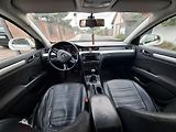 Škoda Superb (2013) 2.0 TDI, 10kW,xenon,facelift - náhled 10