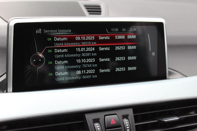 BMW X1 xDrive20d - fotka 21 z 25