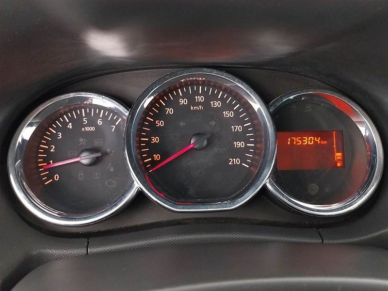 Dacia Duster (2014) 1.6 16V, LPG, Park. senzory - fotka 11 z 16