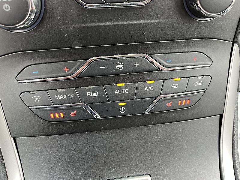 Ford S-MAX (2022) 2.0Eco SPORT*KAMERA*TAŽNÉ*NAVI - fotka 34 z 48