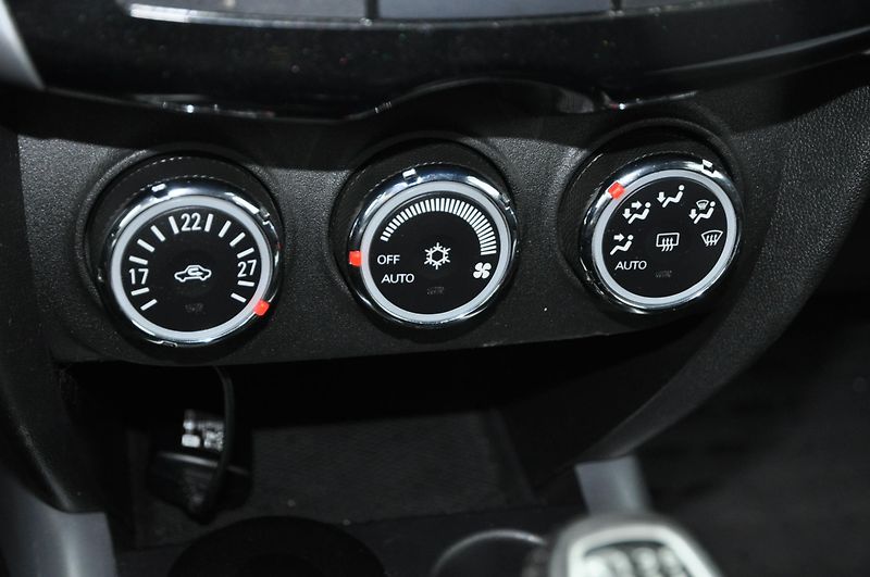 Citroën C4 Aircross 1.6HDi 84kW 4x4  - fotka 12 z 14