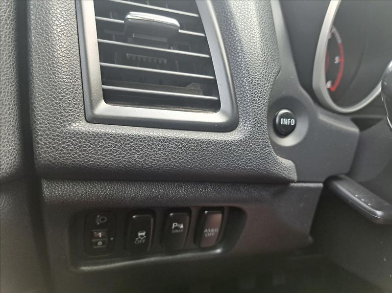 Mitsubishi ASX 1,8 Di-D  4x4 - fotka 33 z 50