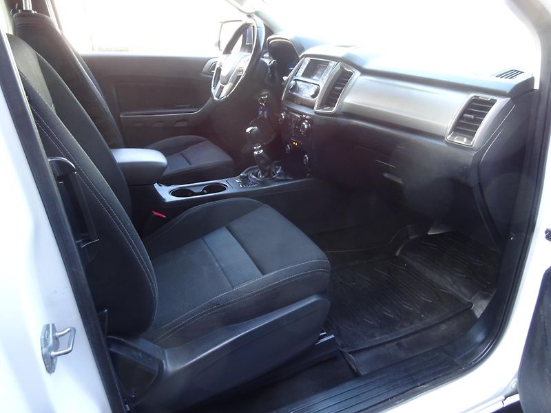 Ford Ranger XLT - fotka 24 z 35